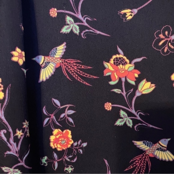 Mod Cloth Top Blouse Novelty Bird Print with Roll Tab Long Sleeves Size S - Picture 6 of 10